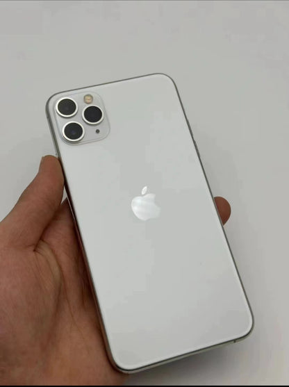 二手手机 Iphone 11 PRO MAX 二手手机 95% 全新，品质优良